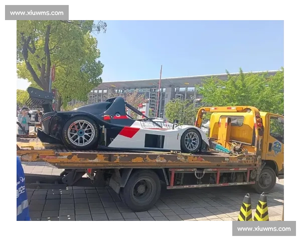 惊险刺激!F1电竞公开赛上演速度与激情,大神级操作亮瞎眼